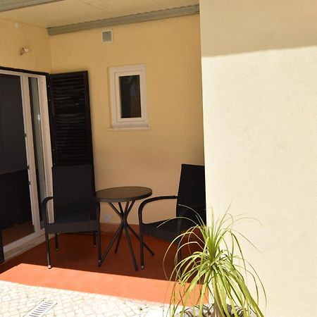 מלון לאגוּ‏ש Family House מראה חיצוני תמונה